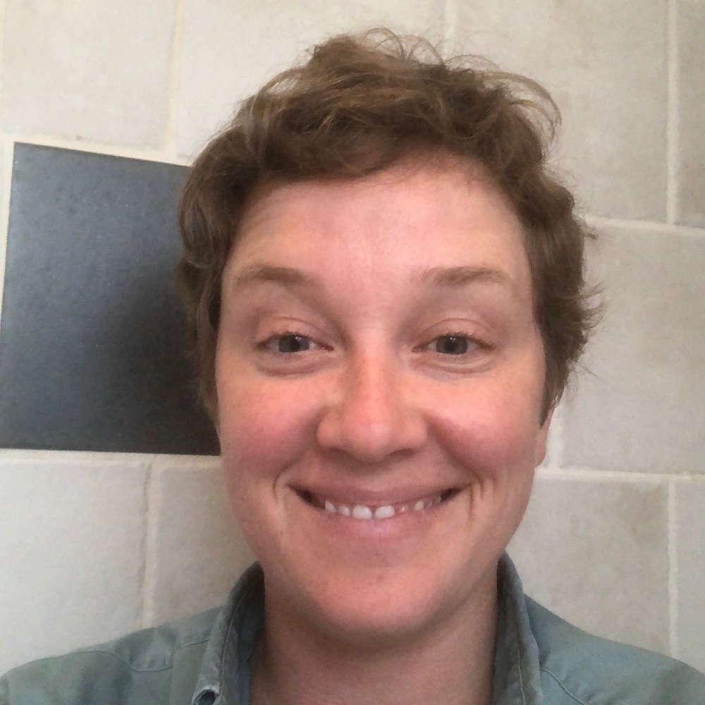 Meet your Posher, Crystal